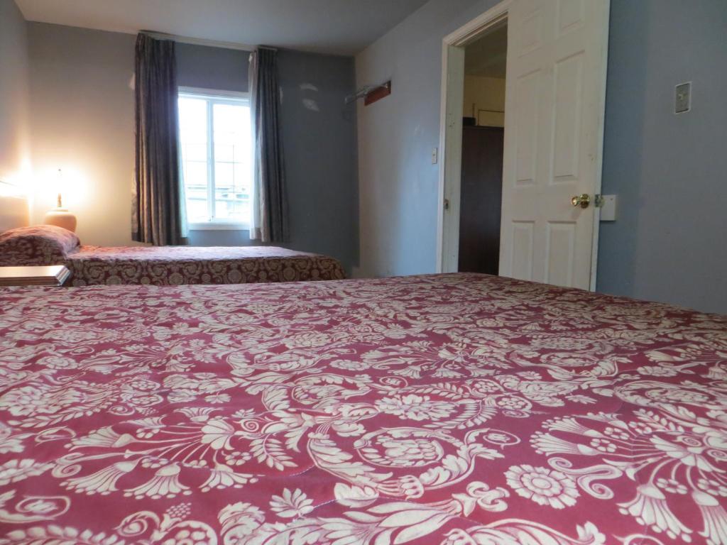 פורטלנד Madison Suites Motel חדר תמונה