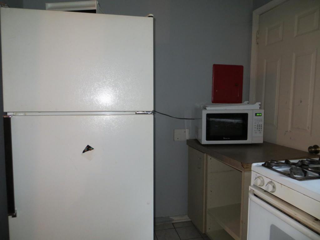 פורטלנד Madison Suites Motel מראה חיצוני תמונה